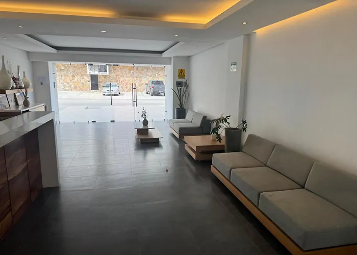 Rooftop Escape • Walk To • Luxury Apartamento Cabo San Lucas